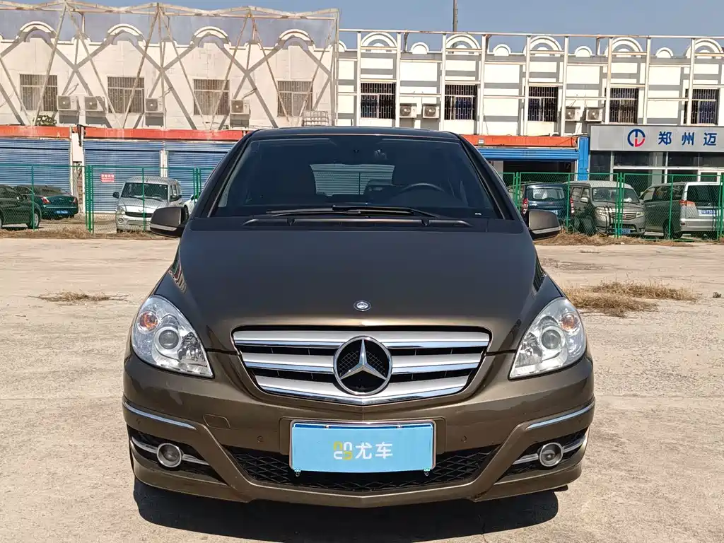 Mercedes-Benz B-Class — миниатюра 2