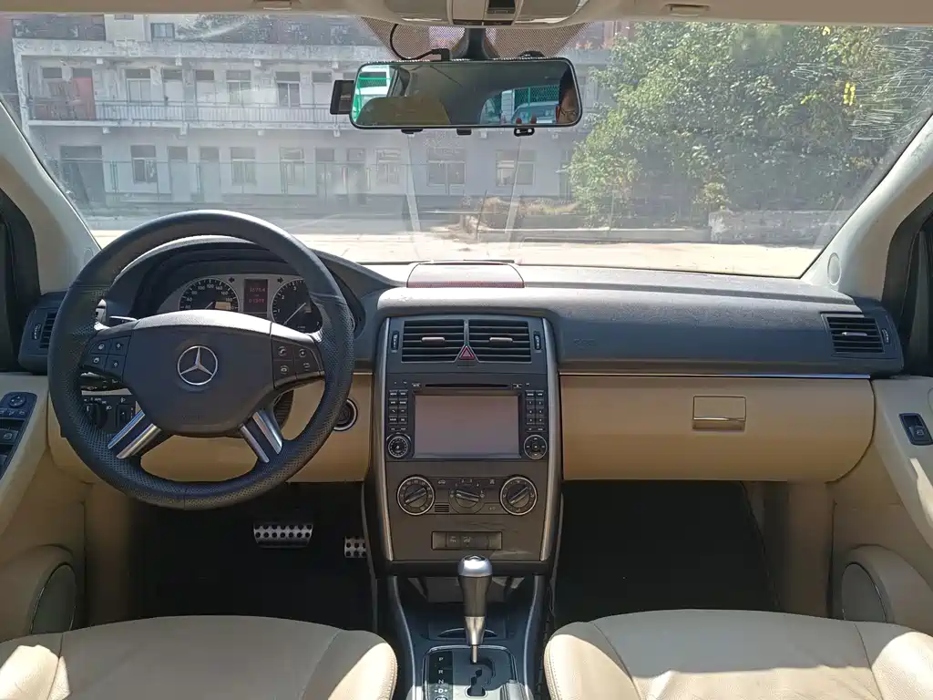 Mercedes-Benz B-Class — миниатюра 12