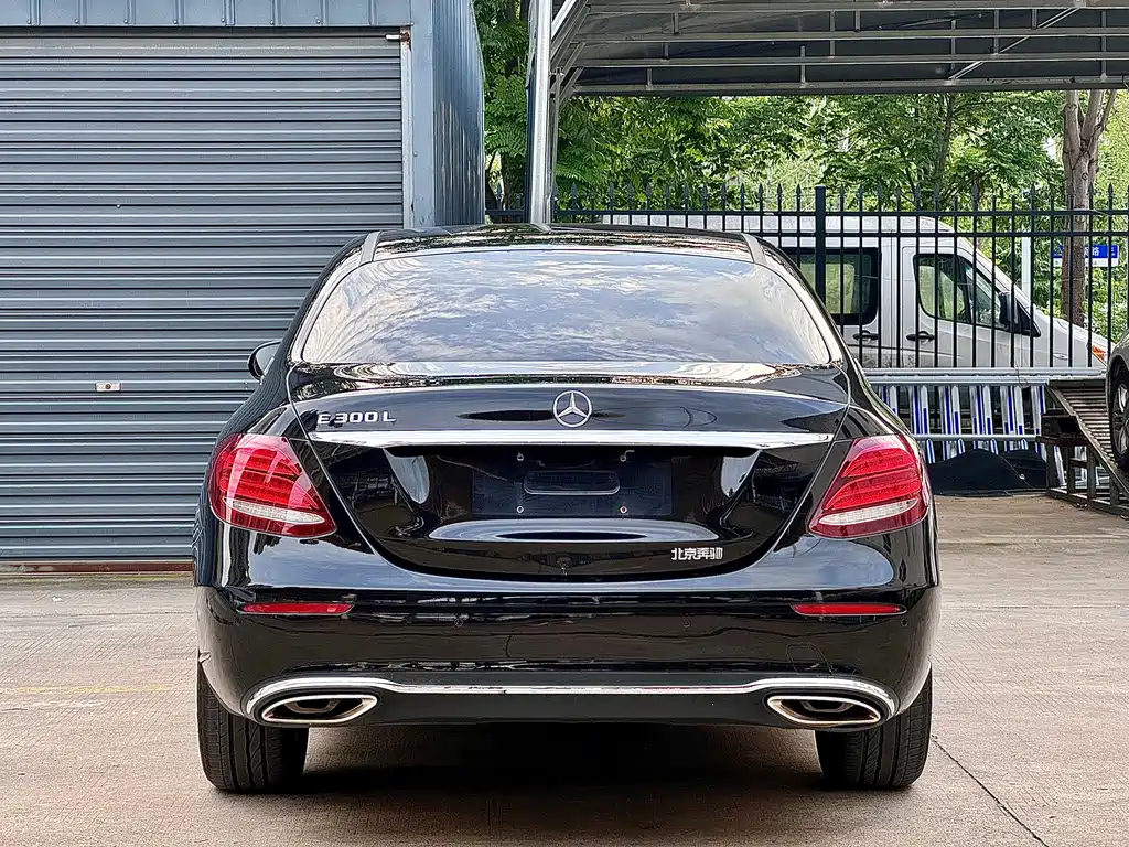 Mercedes-Benz E-Class E 2016 E 300 L Fashion