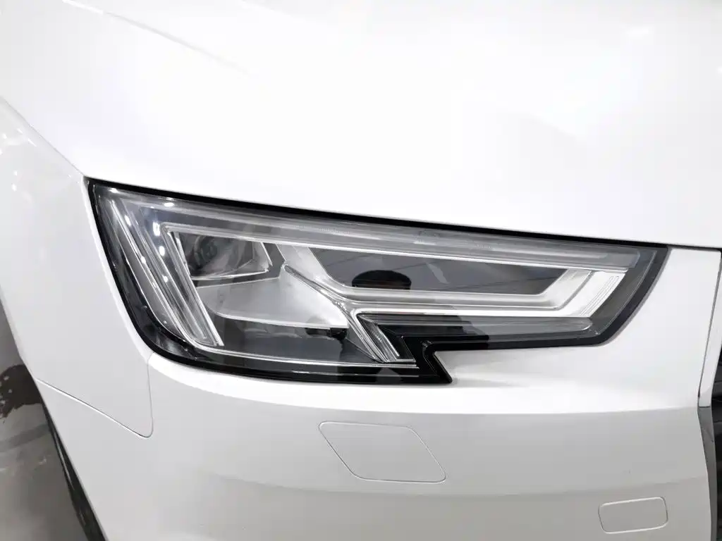 Audi A4L — миниатюра 7