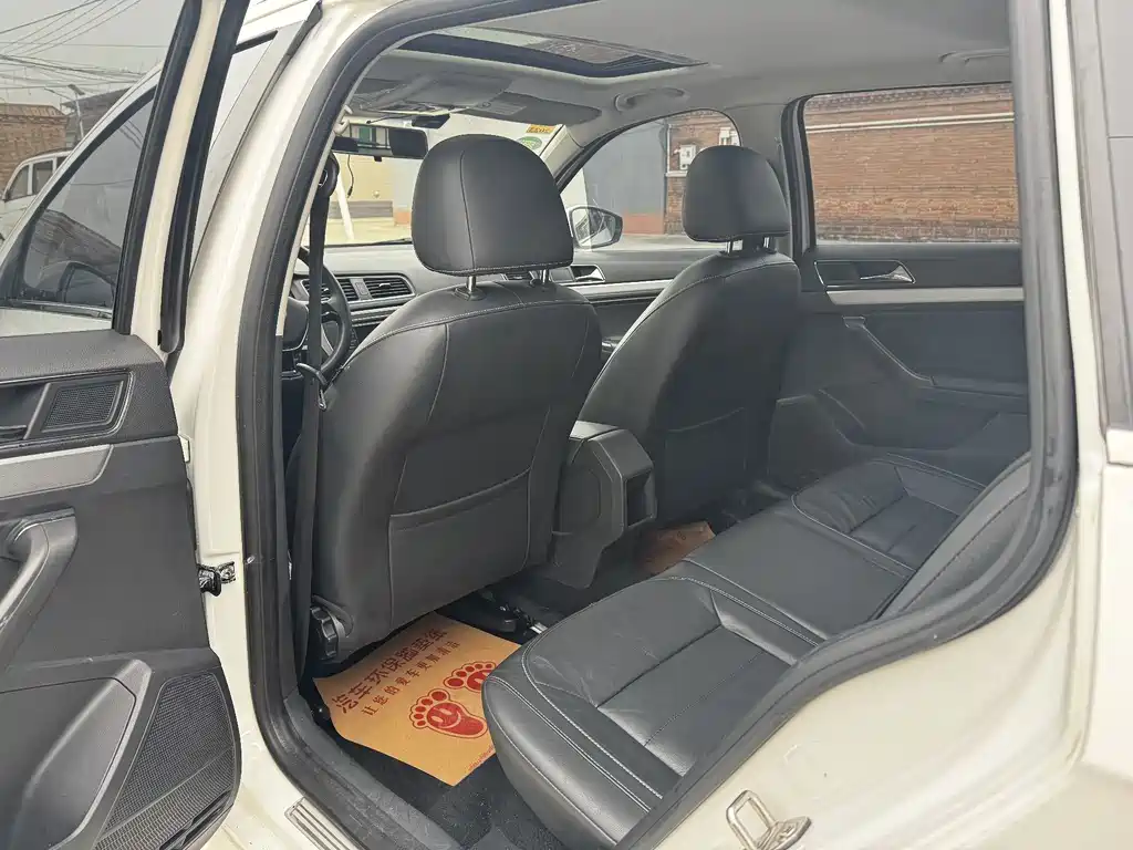 Volkswagen Gran Lavida — миниатюра 9