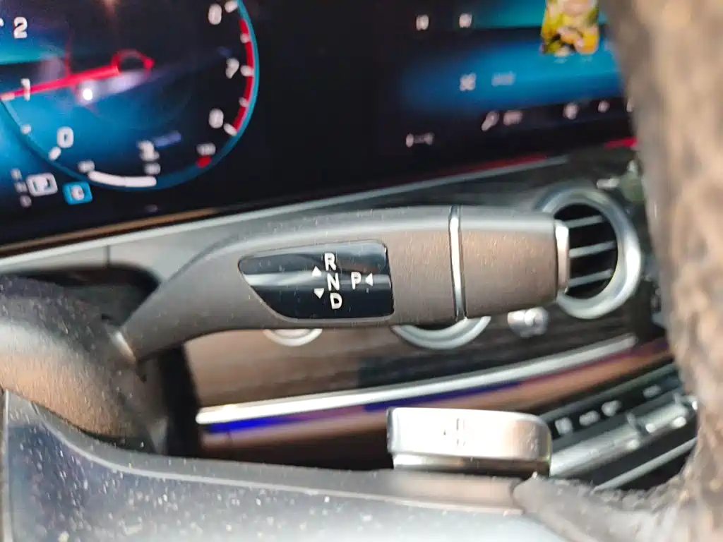 Mercedes-Benz E-Class — миниатюра 15