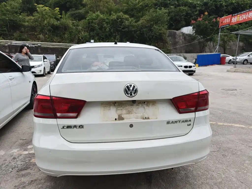 Volkswagen Santana — миниатюра 10