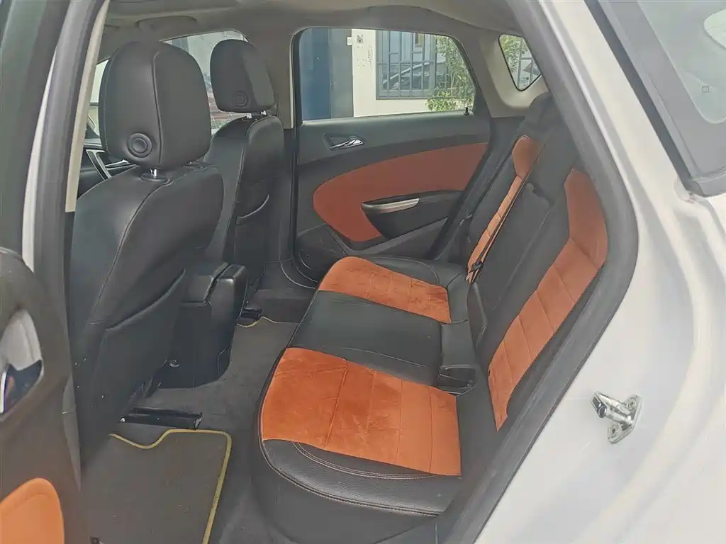 Buick Excelle — фотографии объявления, Фото 14