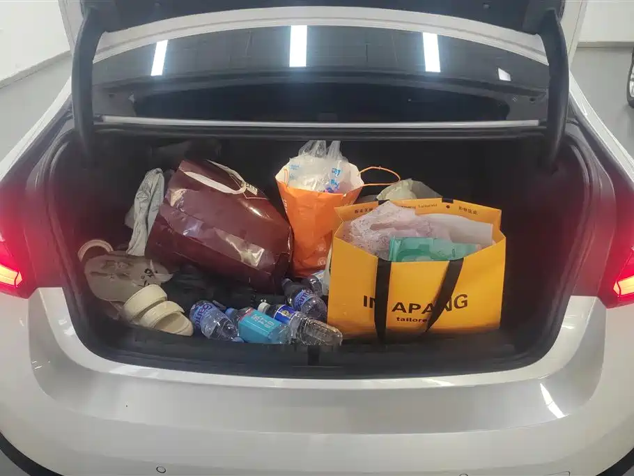BMW i3 2024 eDrive 35 L