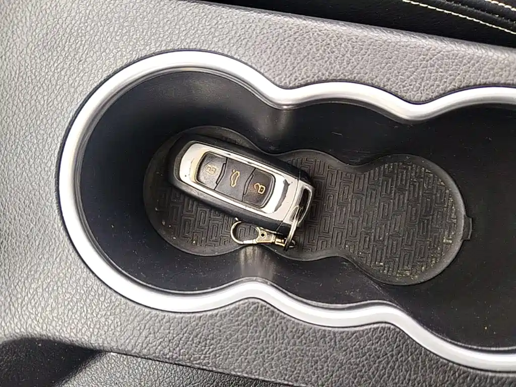 Geely Vision X6 — миниатюра 9