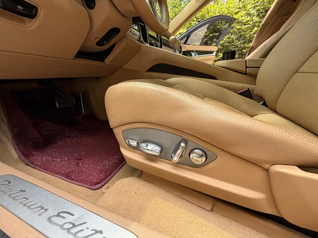 Porsche Panamera — миниатюра 10