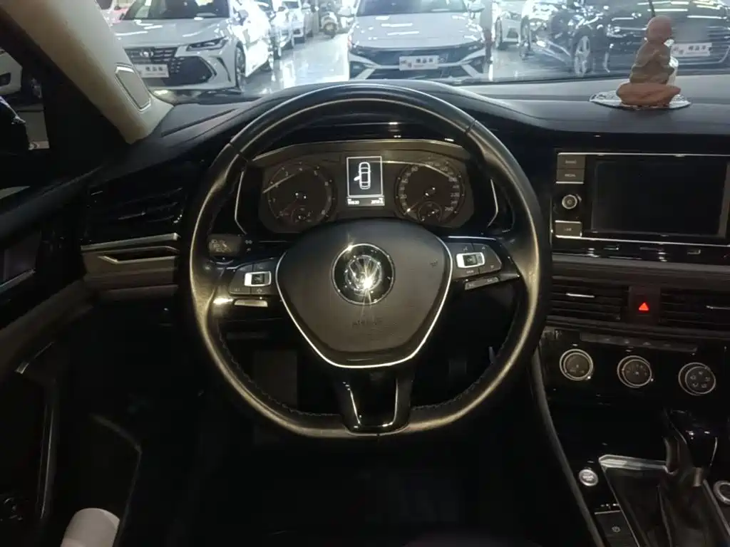 Volkswagen Sagitar — миниатюра 11