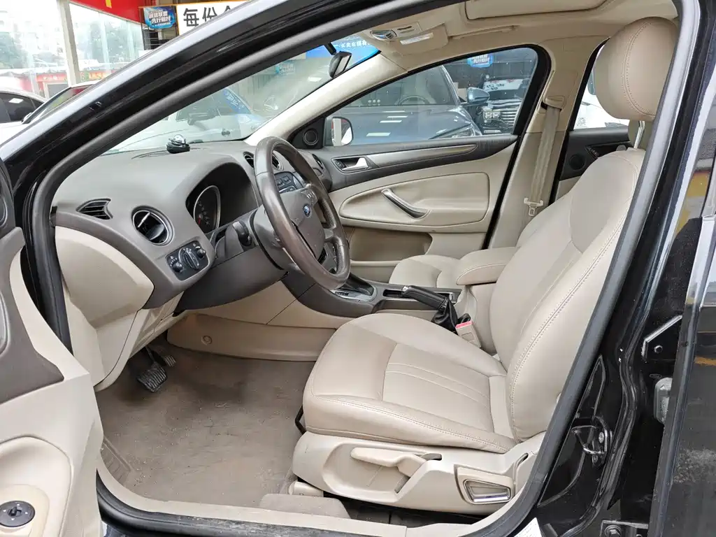 Ford Mondeo — миниатюра 3