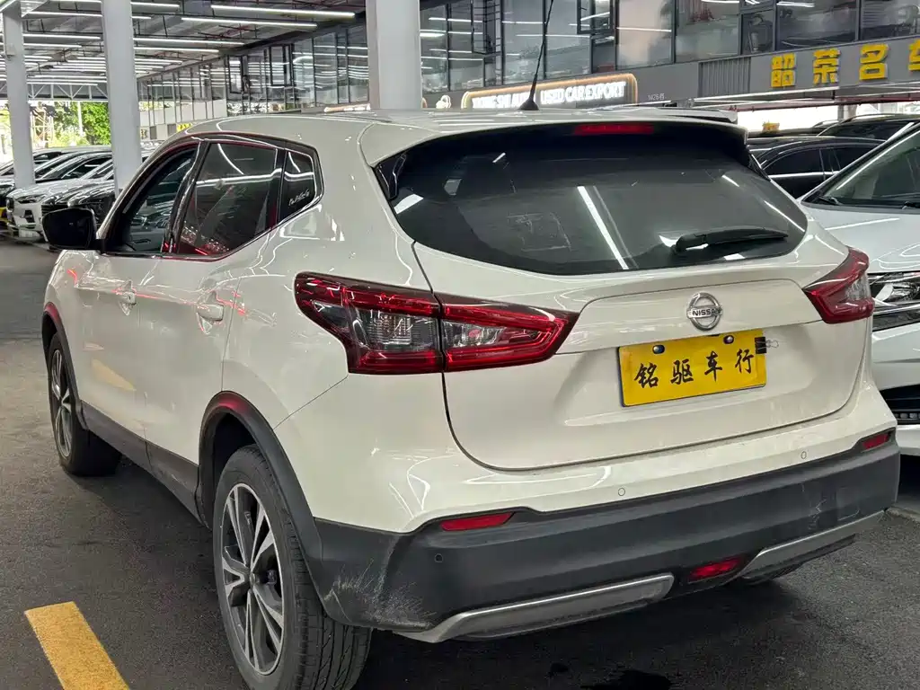 Nissan Qashqai — миниатюра 4