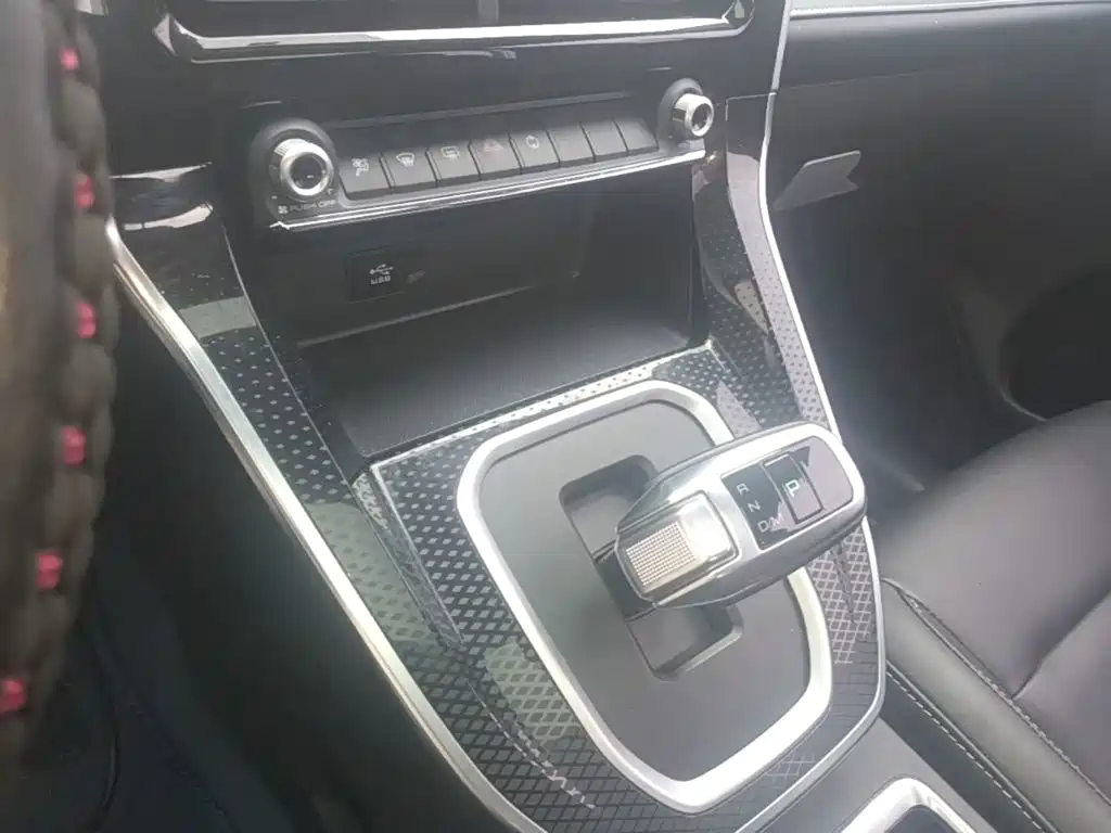 Haval M6 — миниатюра 14