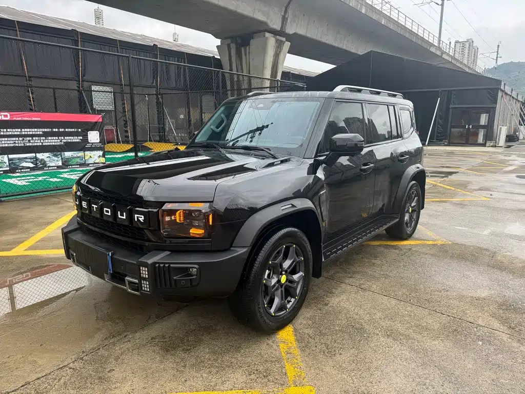 Jetour Traveller