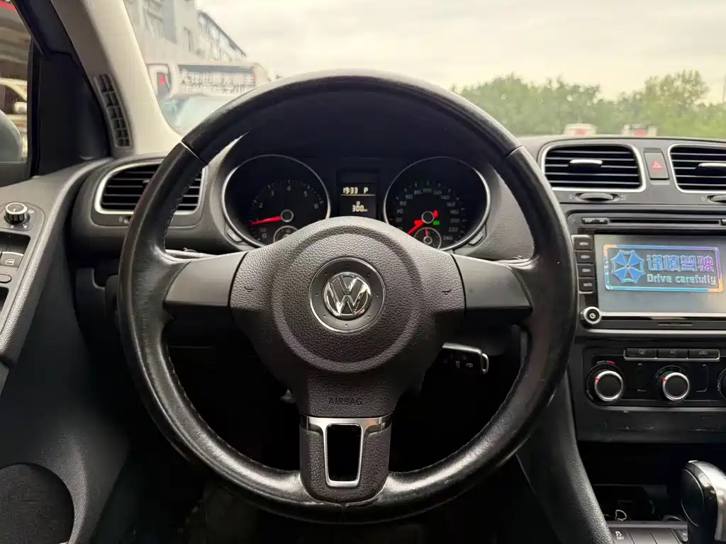 Volkswagen Golf — миниатюра 5