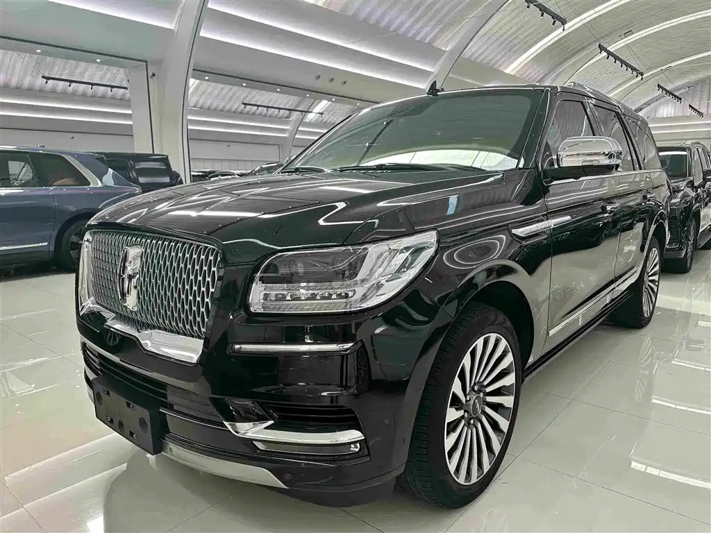 Lincoln Navigator
