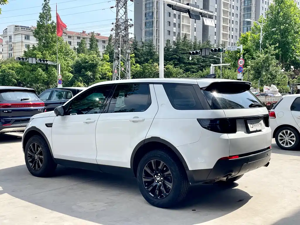 Land Rover Discovery Sport 2018 240PS SE