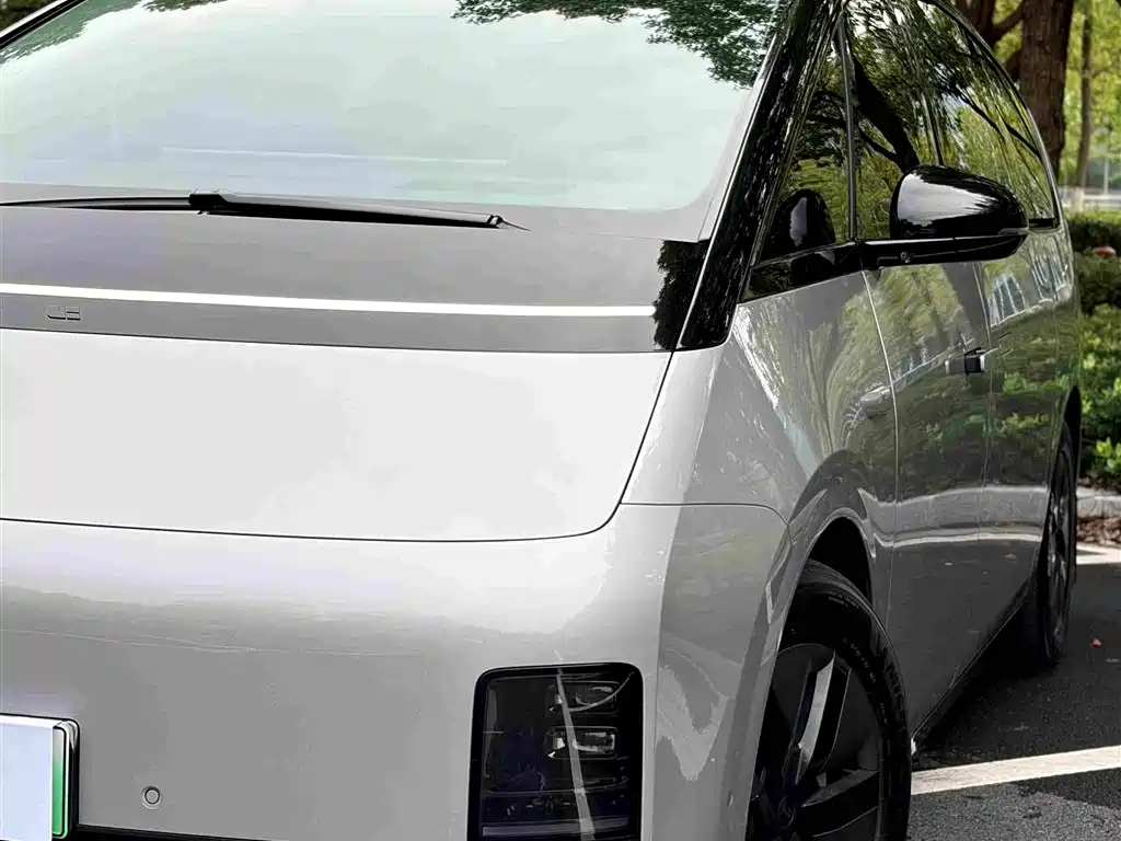 Li Auto Li MEGA — миниатюра 3