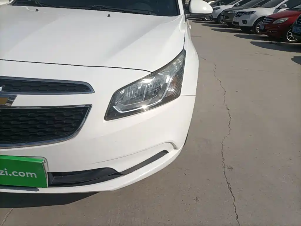 Chevrolet Cruze — миниатюра 24
