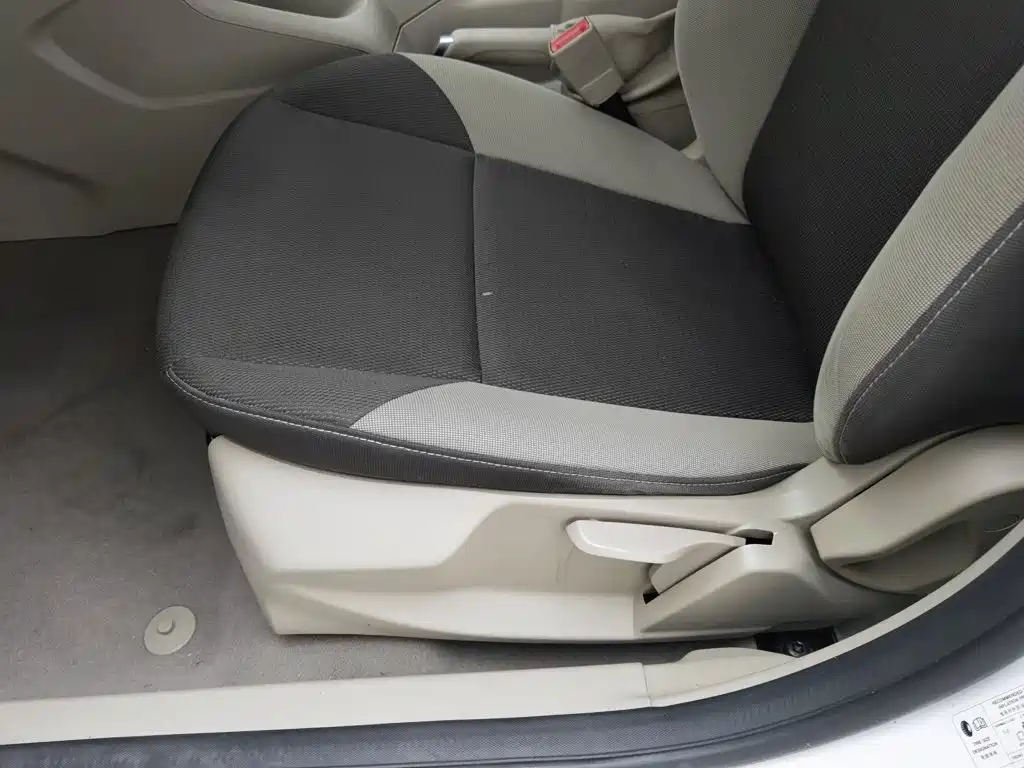 Ford Focus — миниатюра 20
