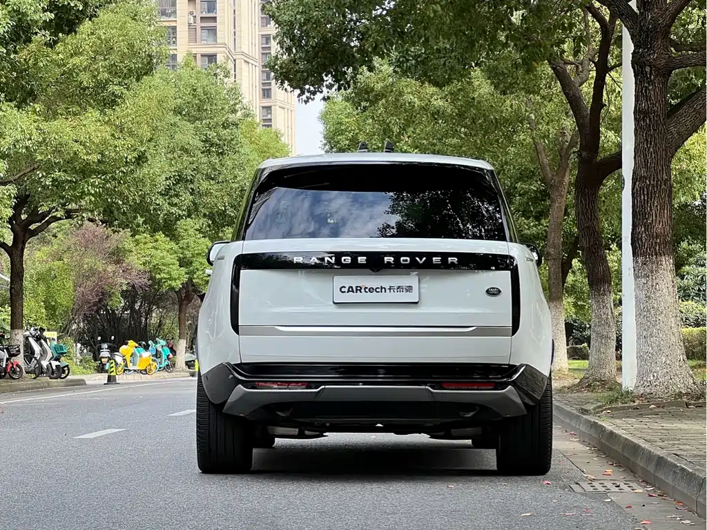 Land Rover Range Rover — миниатюра 4