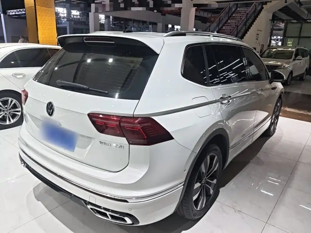 Volkswagen Tiguan L — миниатюра 7