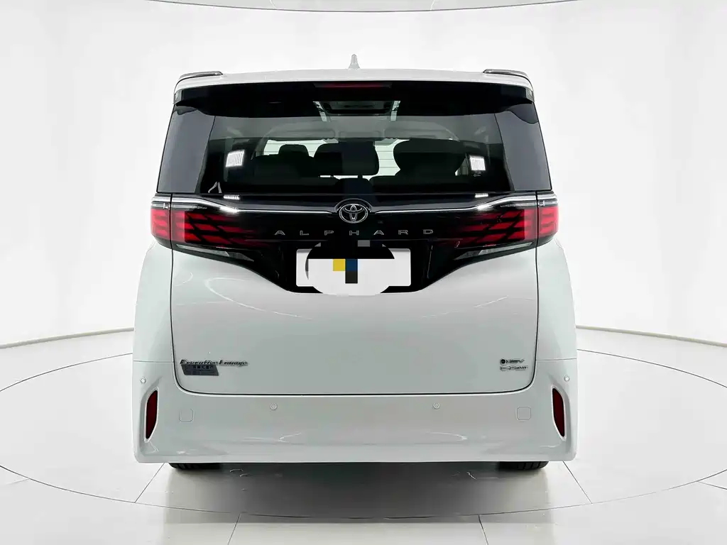 Toyota Alphard — миниатюра 6