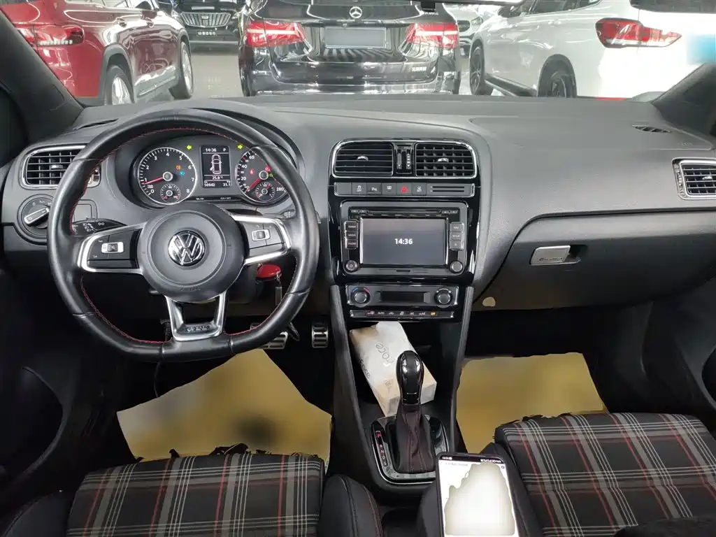 Volkswagen Polo 2015 1.4TSI GTI