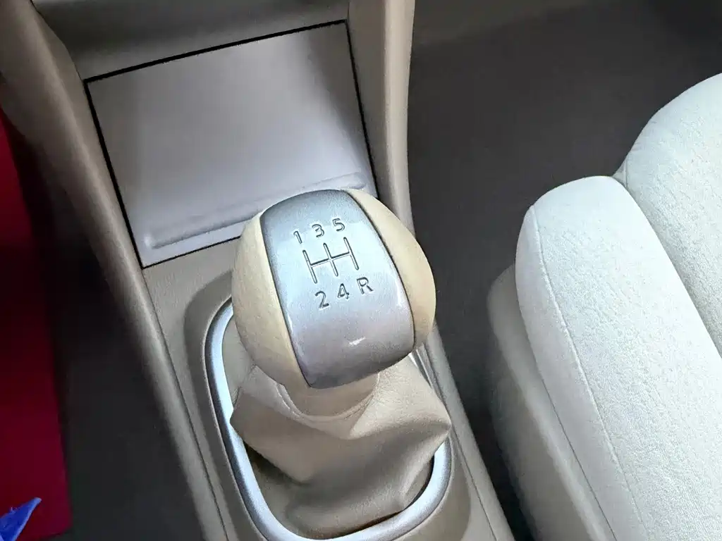 Nissan Sylphy — миниатюра 13