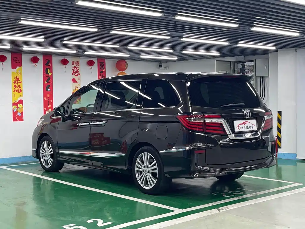 Honda Elysion — миниатюра 7
