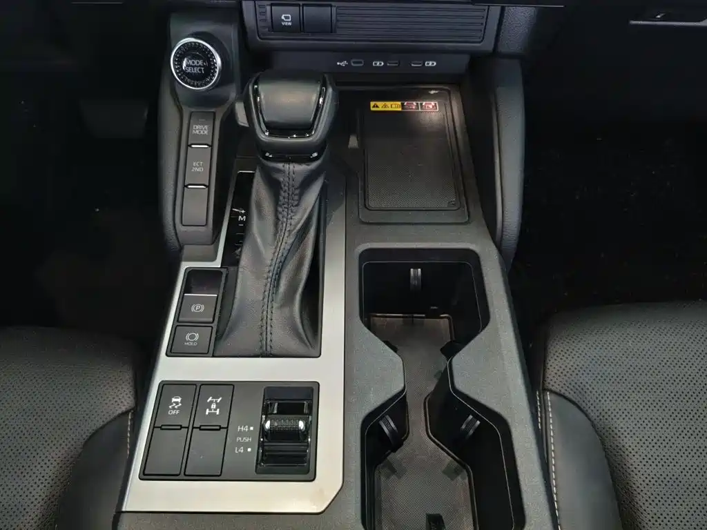 Toyota Prado — миниатюра 11