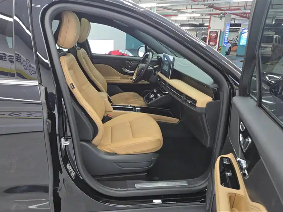 Lincoln Corsair 2022 2.0T