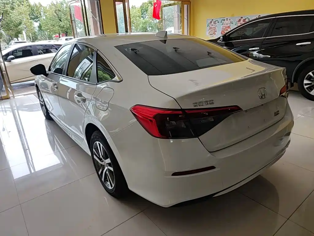 Honda Civic — миниатюра 5