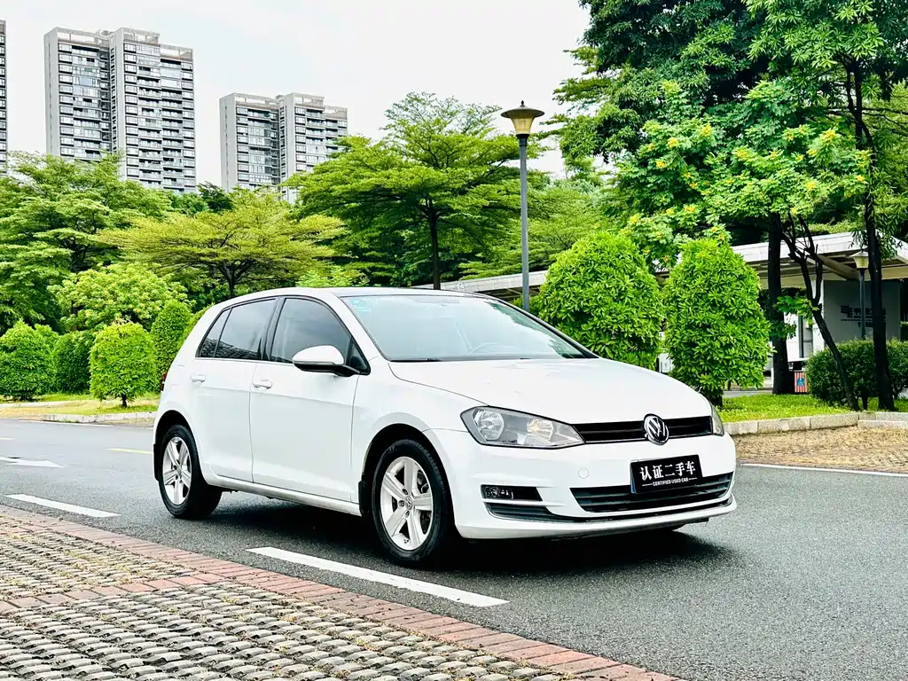 Volkswagen Golf — миниатюра 4