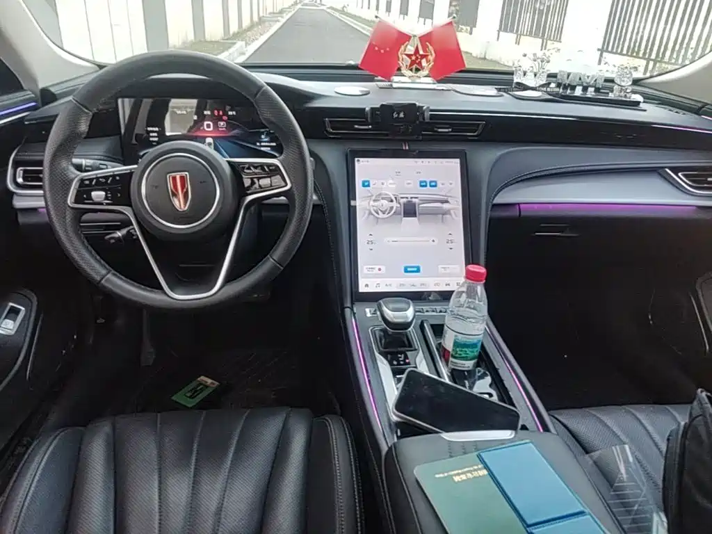 Hongqi Hongqi H5 — миниатюра 14