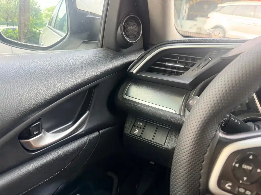 Honda Civic — миниатюра 13
