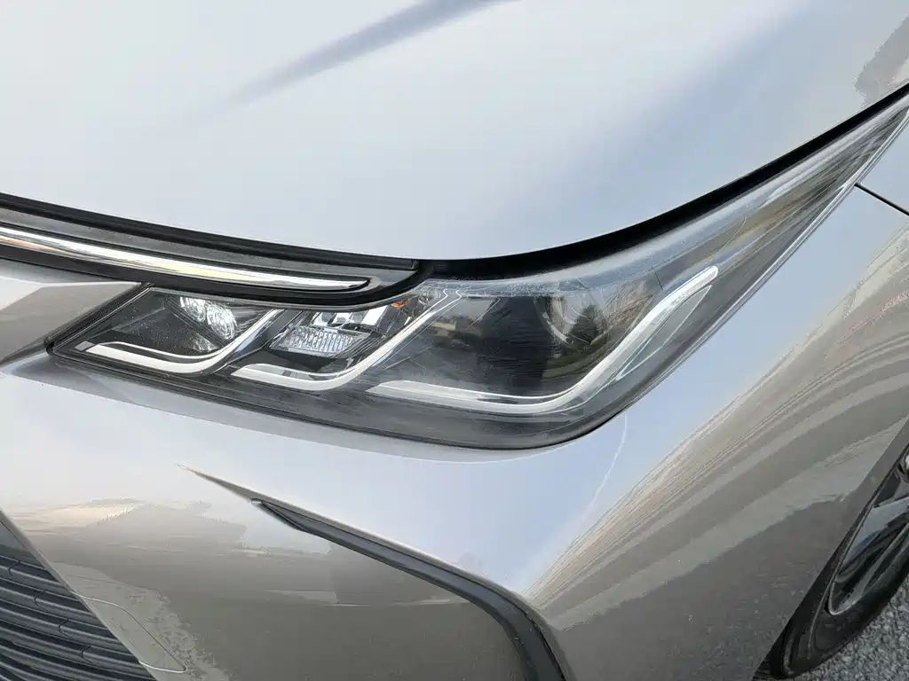Toyota Corolla — миниатюра 13