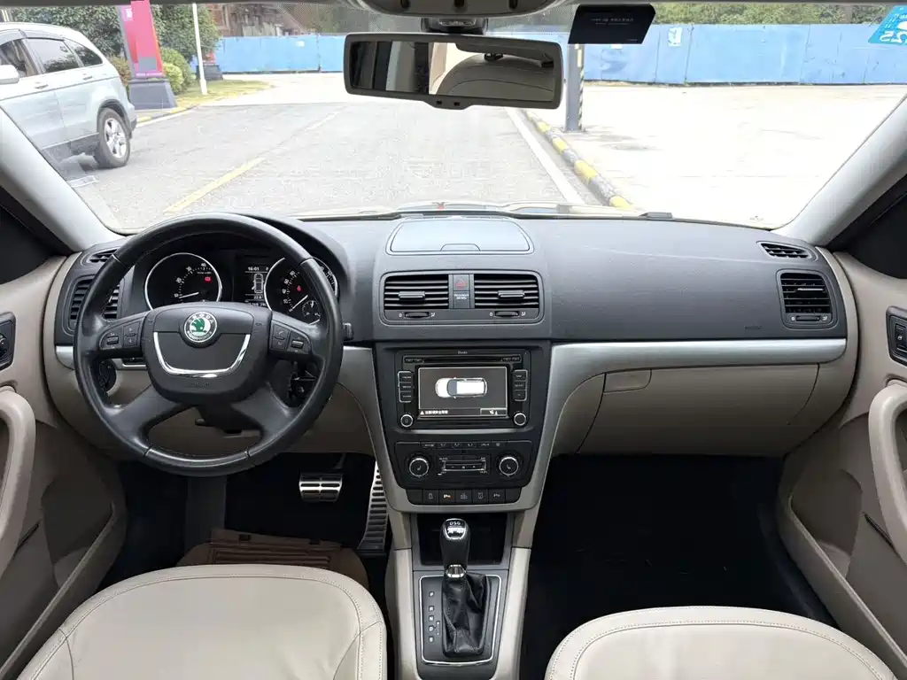 Skoda Yeti — миниатюра 4