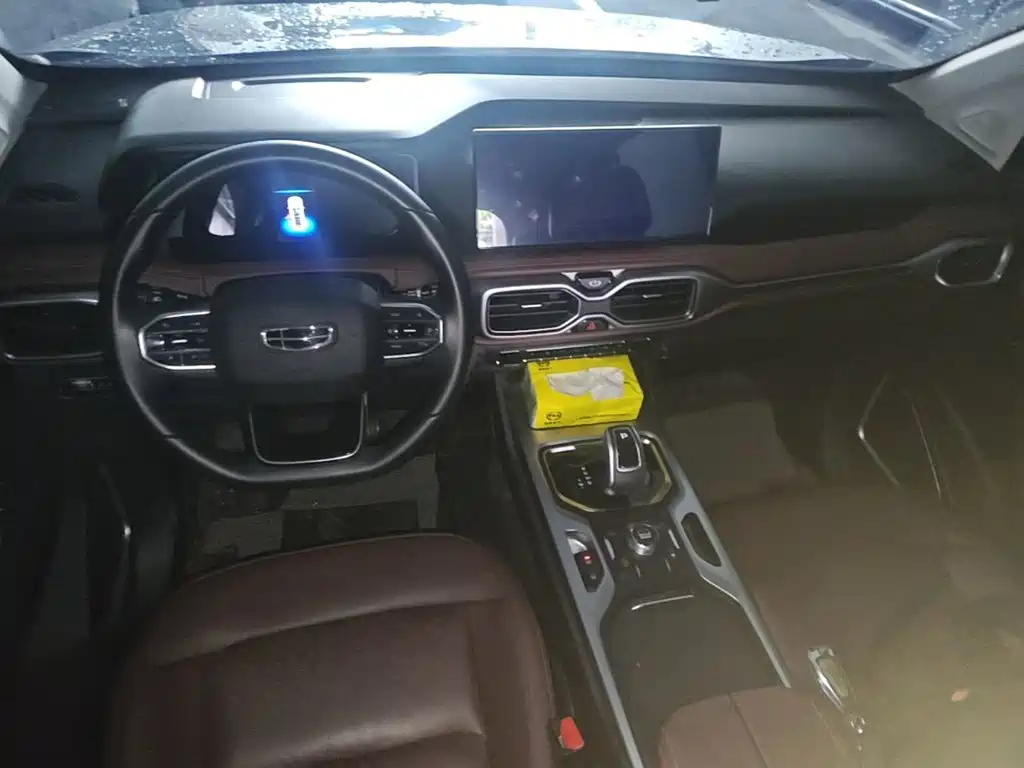 Geely Haoyue — миниатюра 14