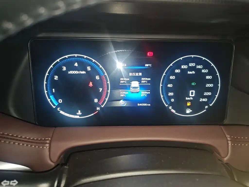 Geely Haoyue — миниатюра 16