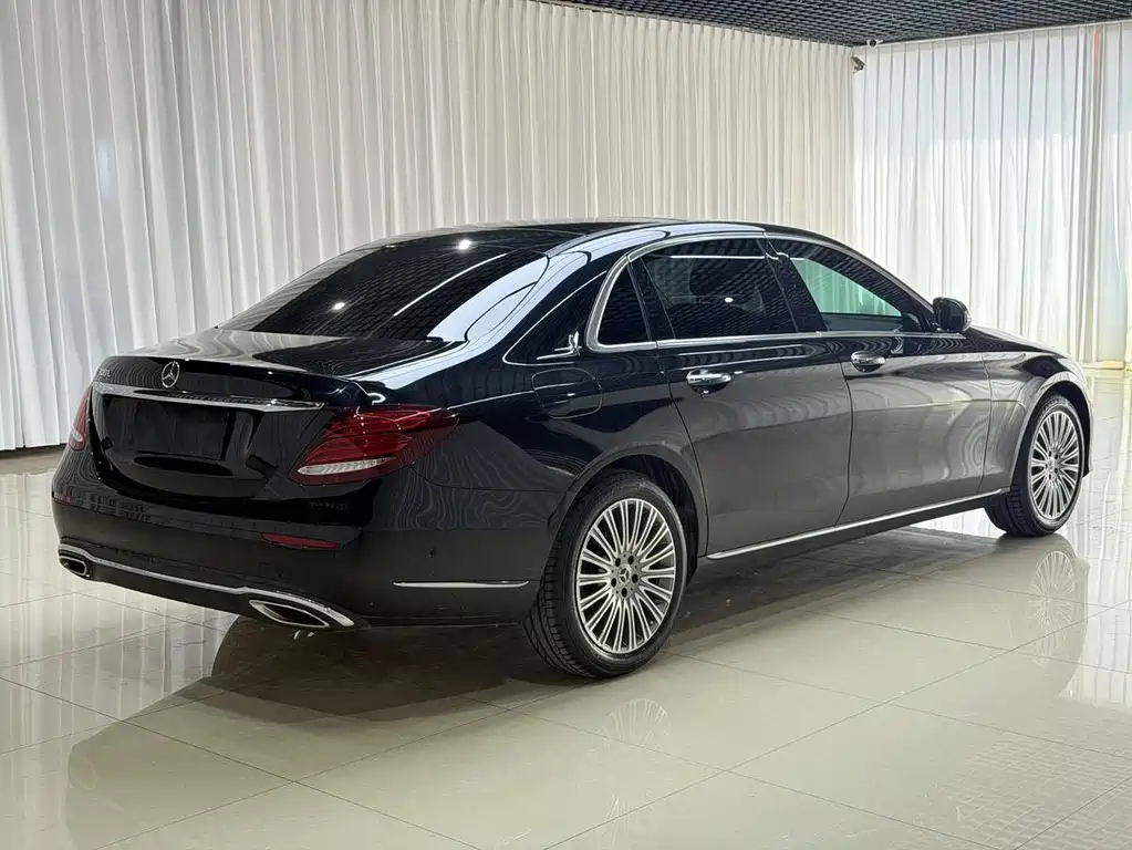 Mercedes-Benz E-Class E 2020 E 300 L Fashion