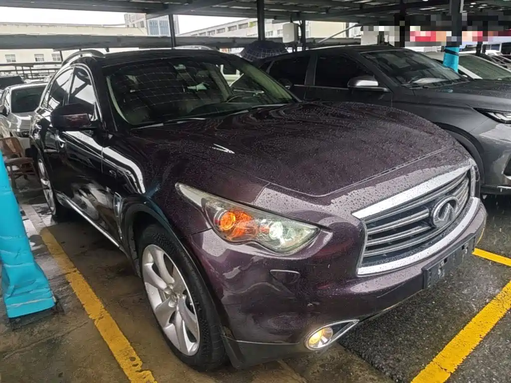 Infiniti QX70 — миниатюра 4