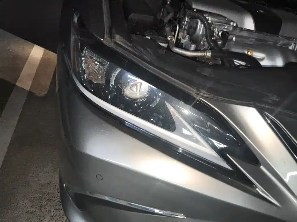 Lexus ES — миниатюра 7