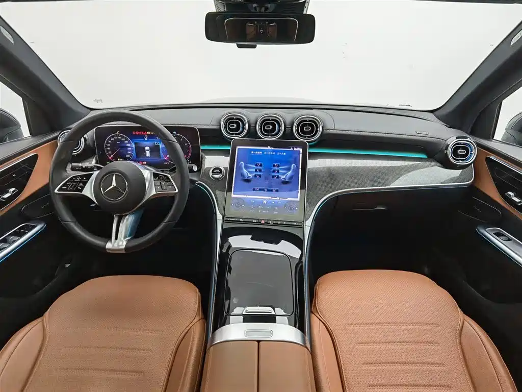 Mercedes-Benz GLC 2023 GLC 260 L 4MATIC 7 мест