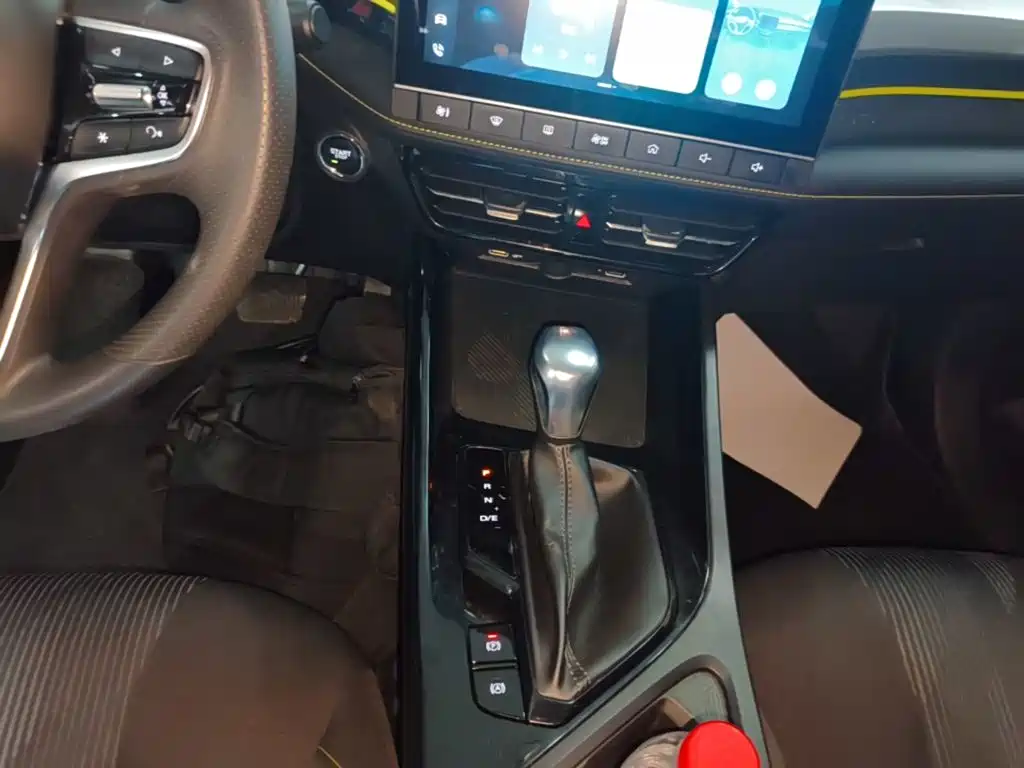 Roewe i5 — миниатюра 14