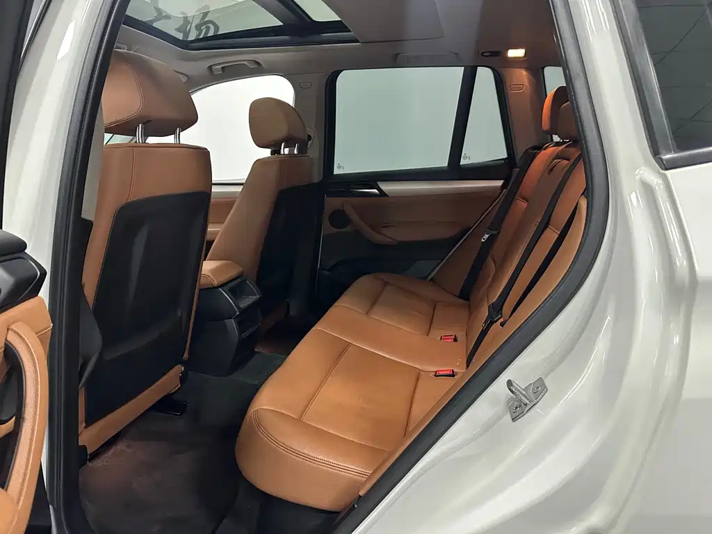 BMW X3 (Import) — миниатюра 5