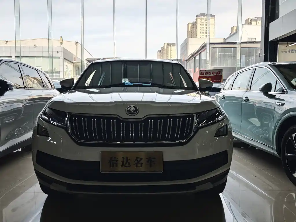 Skoda Kodiaq 2019 TSI330 7 мест Luxury VI