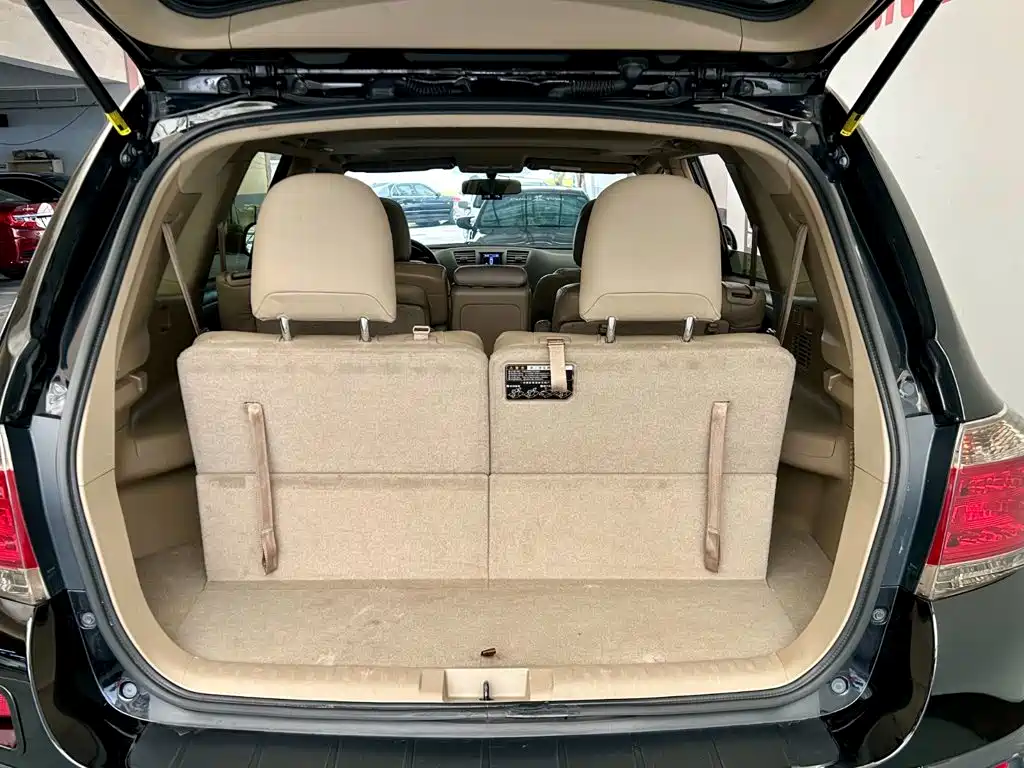 Toyota Highlander — миниатюра 19