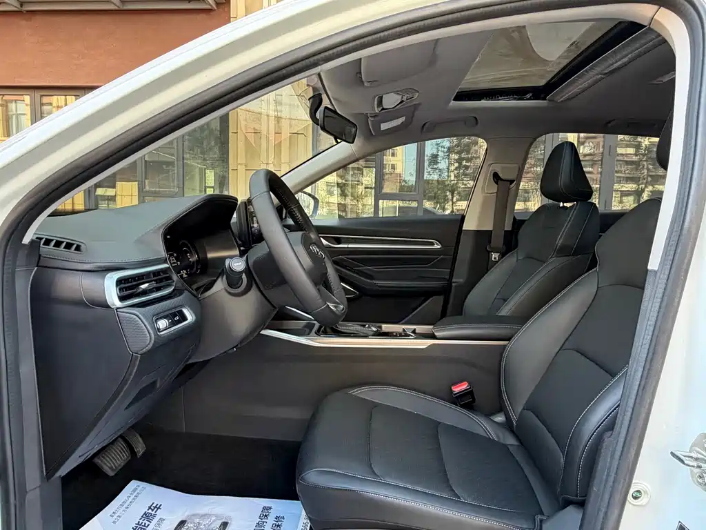 Geely Emgrand — миниатюра 7