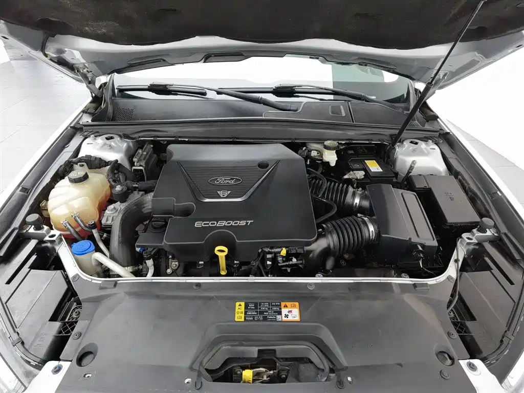 Ford Taurus 2015 EcoBoost 325 V6 Flagship