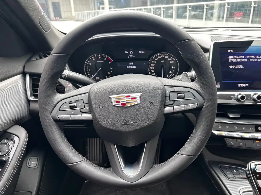 Cadillac CT5 — миниатюра 17