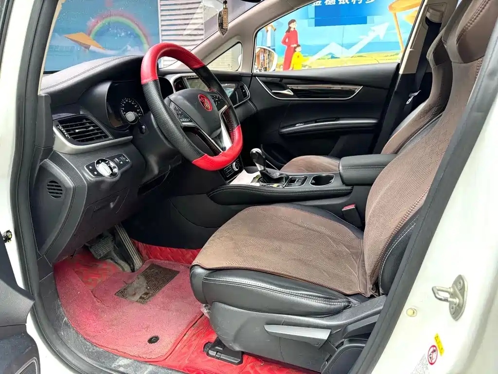BYD MAX — миниатюра 6